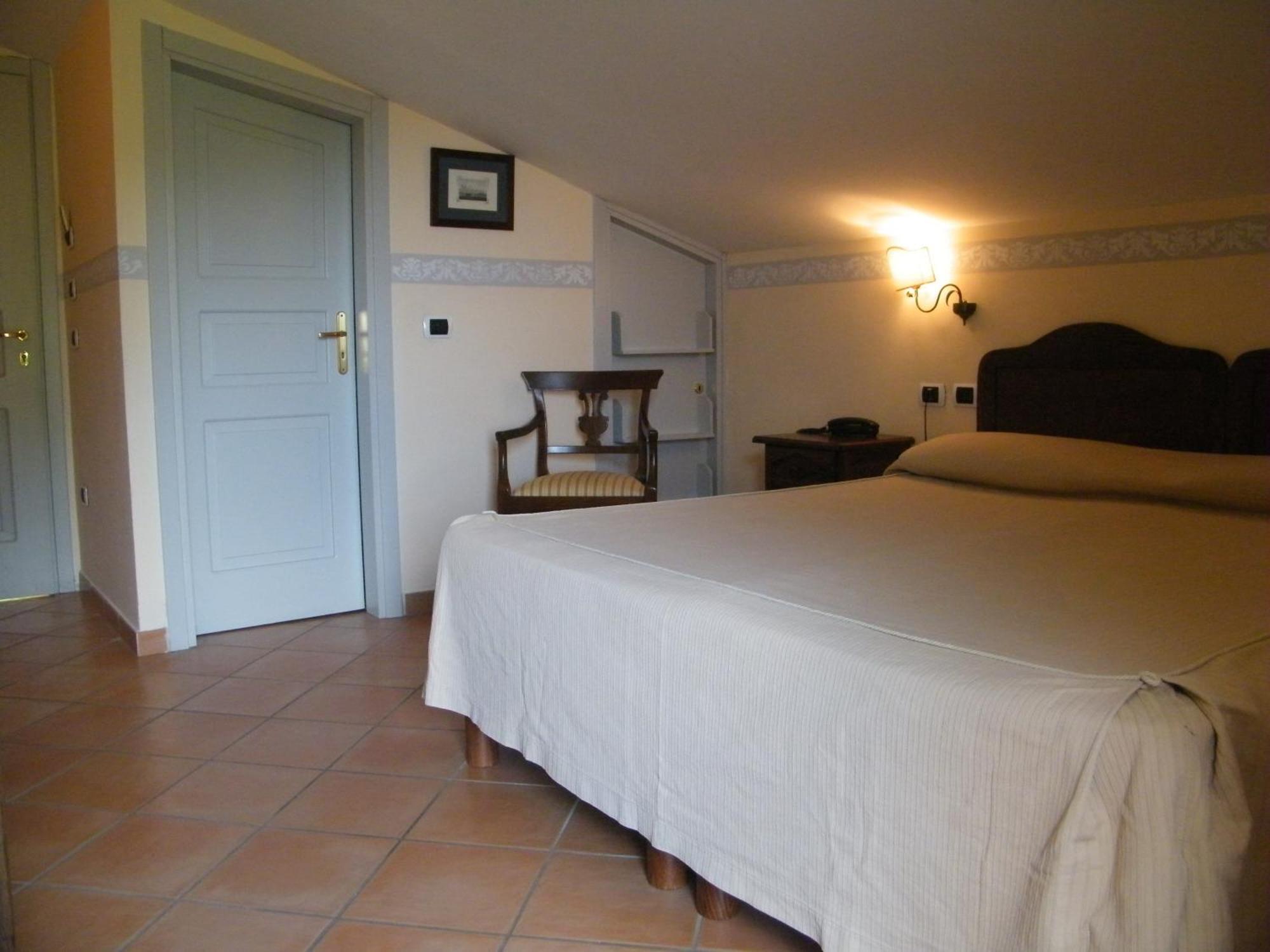 Hotel Villa Delle Meraviglie มาราเตอา ห้อง รูปภาพ