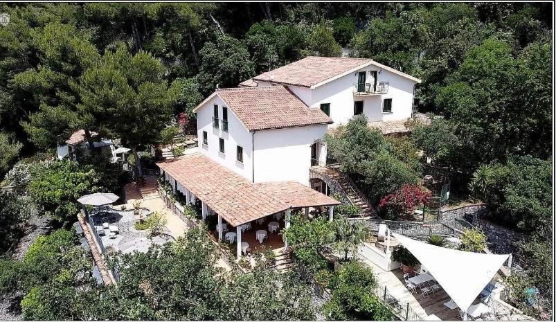 Hotel Villa Delle Meraviglie มาราเตอา ภายนอก รูปภาพ